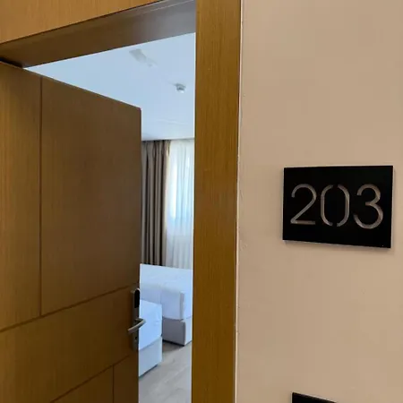 Hotell Lira